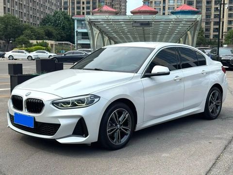 BMW 1 Series 120i 1.5T M Sport 2021 из Китая